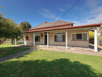 145 LAWRENCE STREET, Wodonga