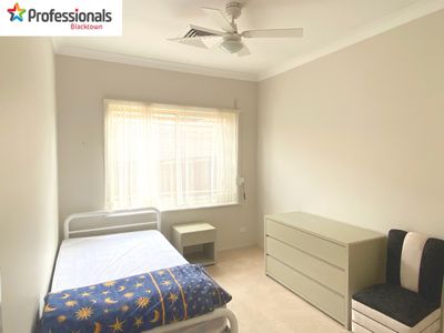 2 Marcia Street, Toongabbie
