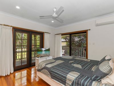 9 New England Court, Douglas