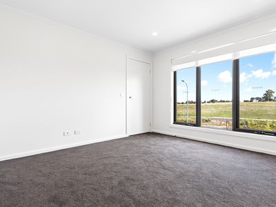 99 Creekside Street, Clyde
