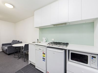 445 / 484 Elgar Road, Box Hill