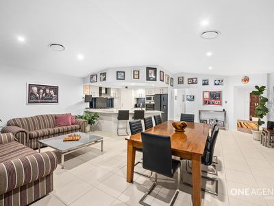 62 Brookwater Drive, Brookwater