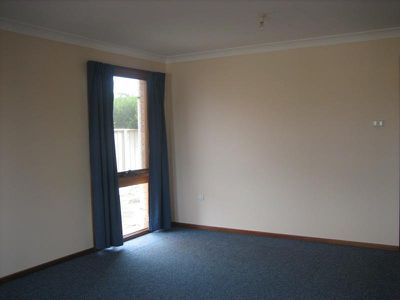 27 Kruger Ave, Windang