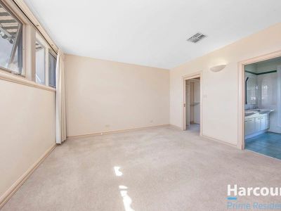 135 Mugga Way, Red Hill