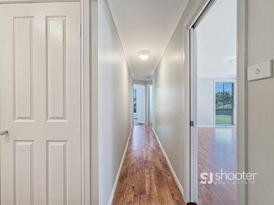7 Cypress Point Drive, Dubbo