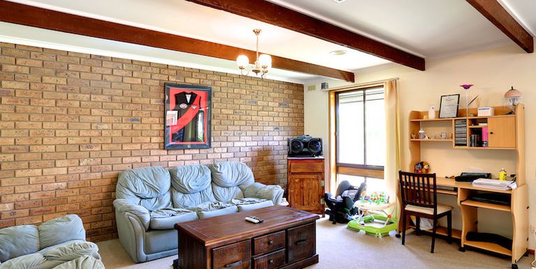 14 Pleasance Ave, Euroa