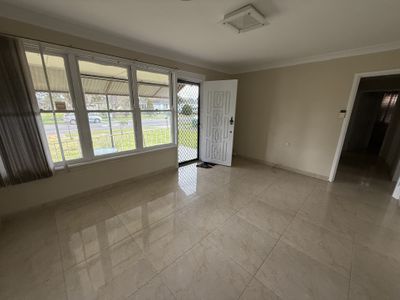 25 Sadleir Avenue, Ashcroft