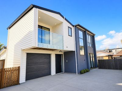 5C Devon Road, Bucklands Beach