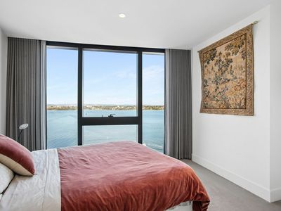 1401 / 11 Barrack Square, Perth