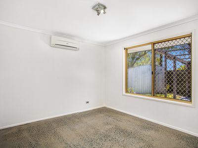 2 / 6 Hollywood Place, Oxenford