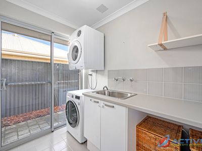 64 Serenity Street, Wellard