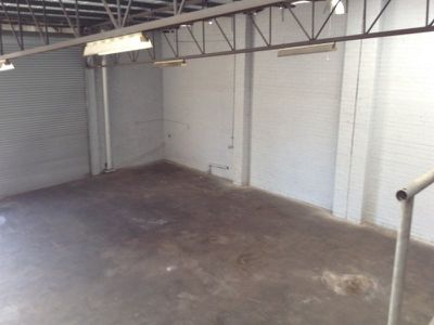 4/106b Industrial Road, Oak Flats