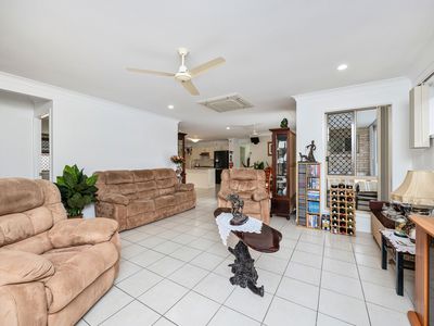 8 Kennedy Court, Urraween