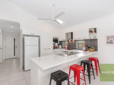 4 Truman Way, Mount Louisa