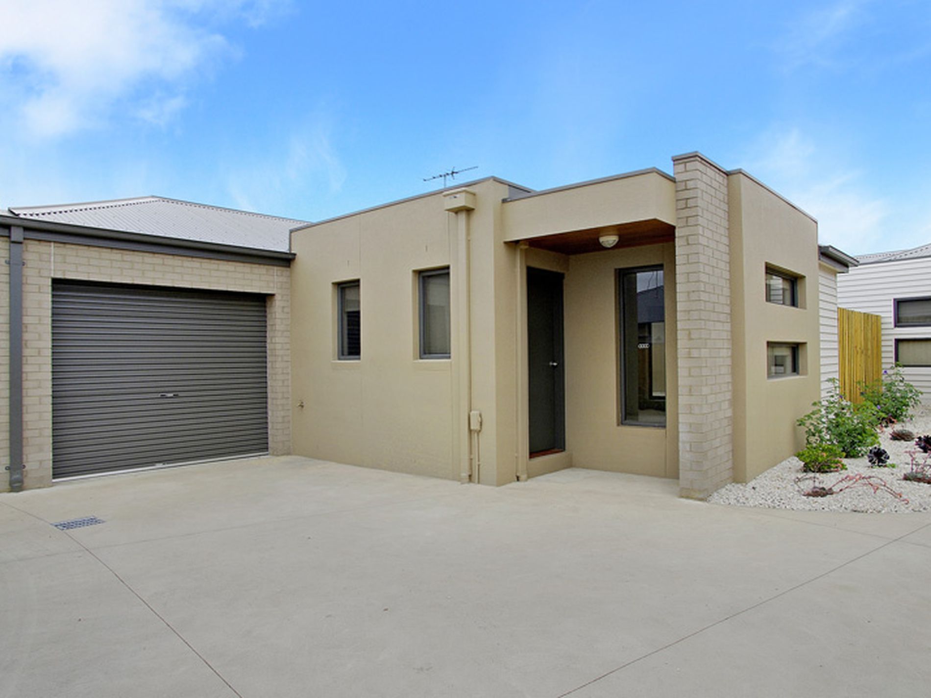 2 / 20 Senior Court, Highton