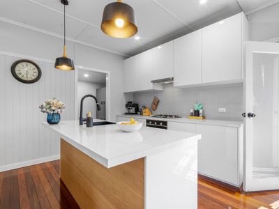 8 Kruger Street, Booval