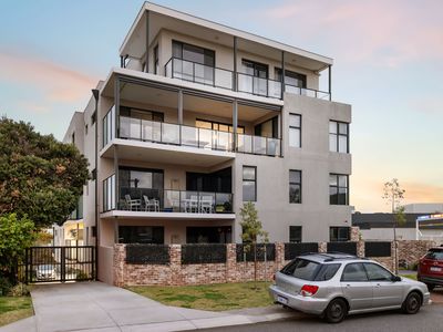 1 / 3 Dongara Street, Innaloo