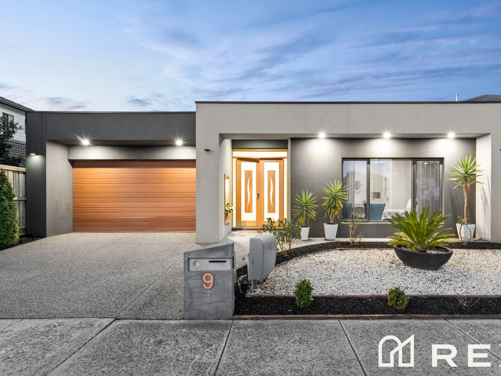 9 Springleaf Avenue, Clyde North