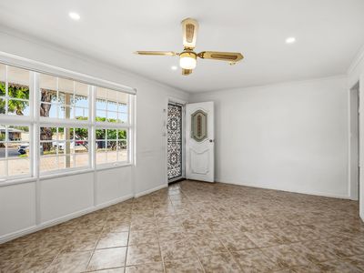 6 Cairney Place, Paralowie