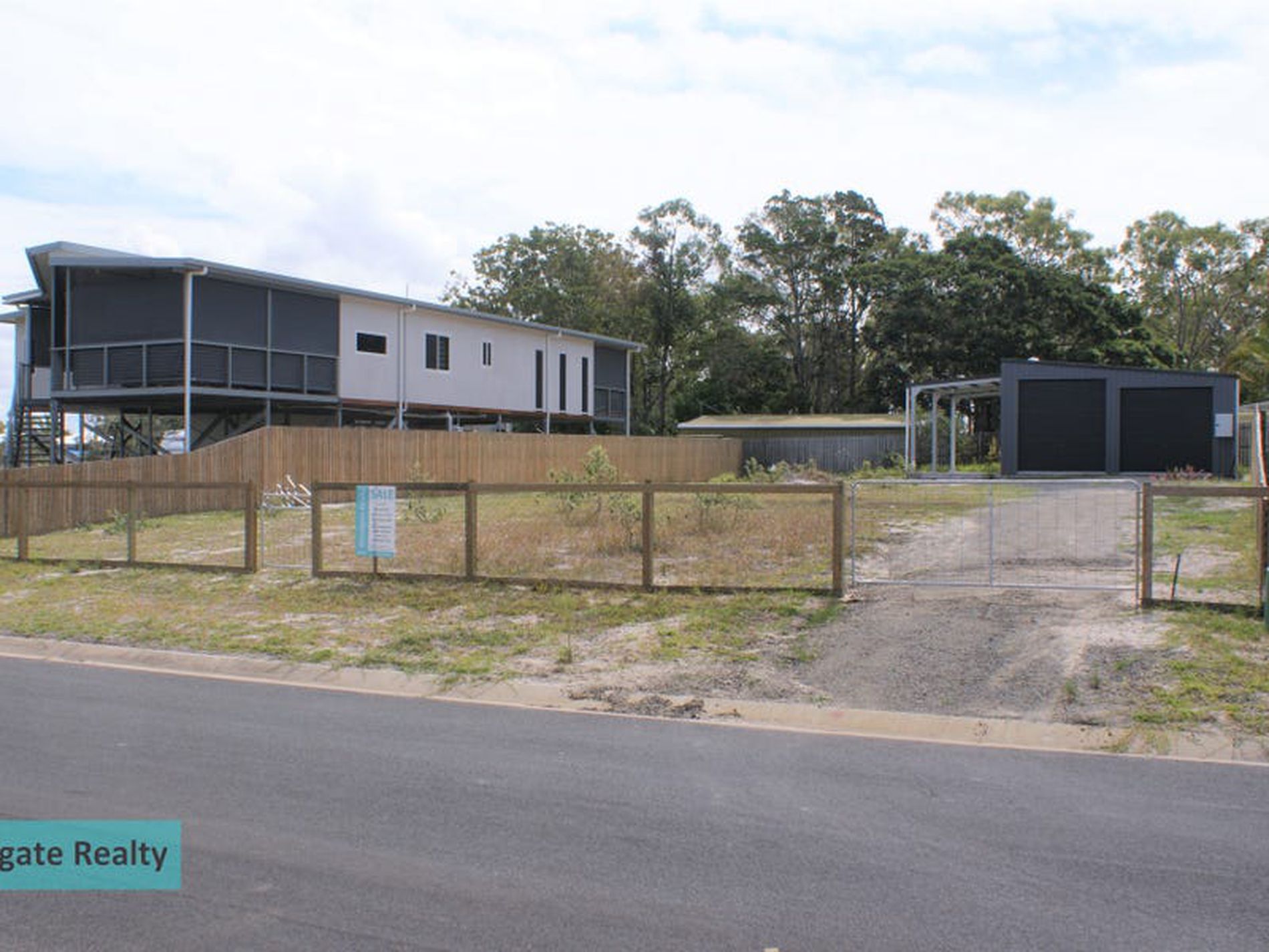 52 First Avenue, Woodgate