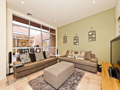 42 Mere View Way, Subiaco