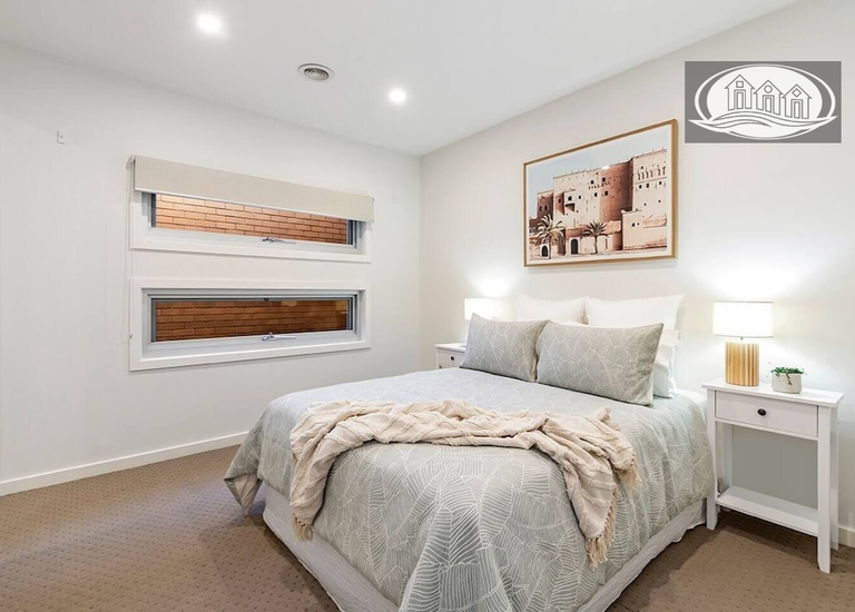 7 Otway Court, Portland