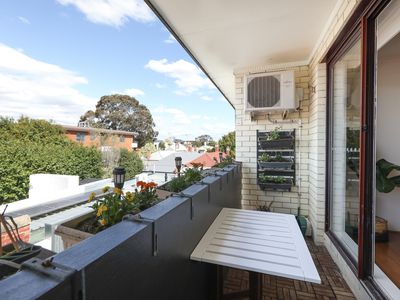 8 / 43 Roxburgh Street, Ascot Vale