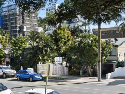 239-241 Boundary St cnr Ward St, Coolangatta
