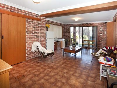 126 Tait Avenue, Kanahooka