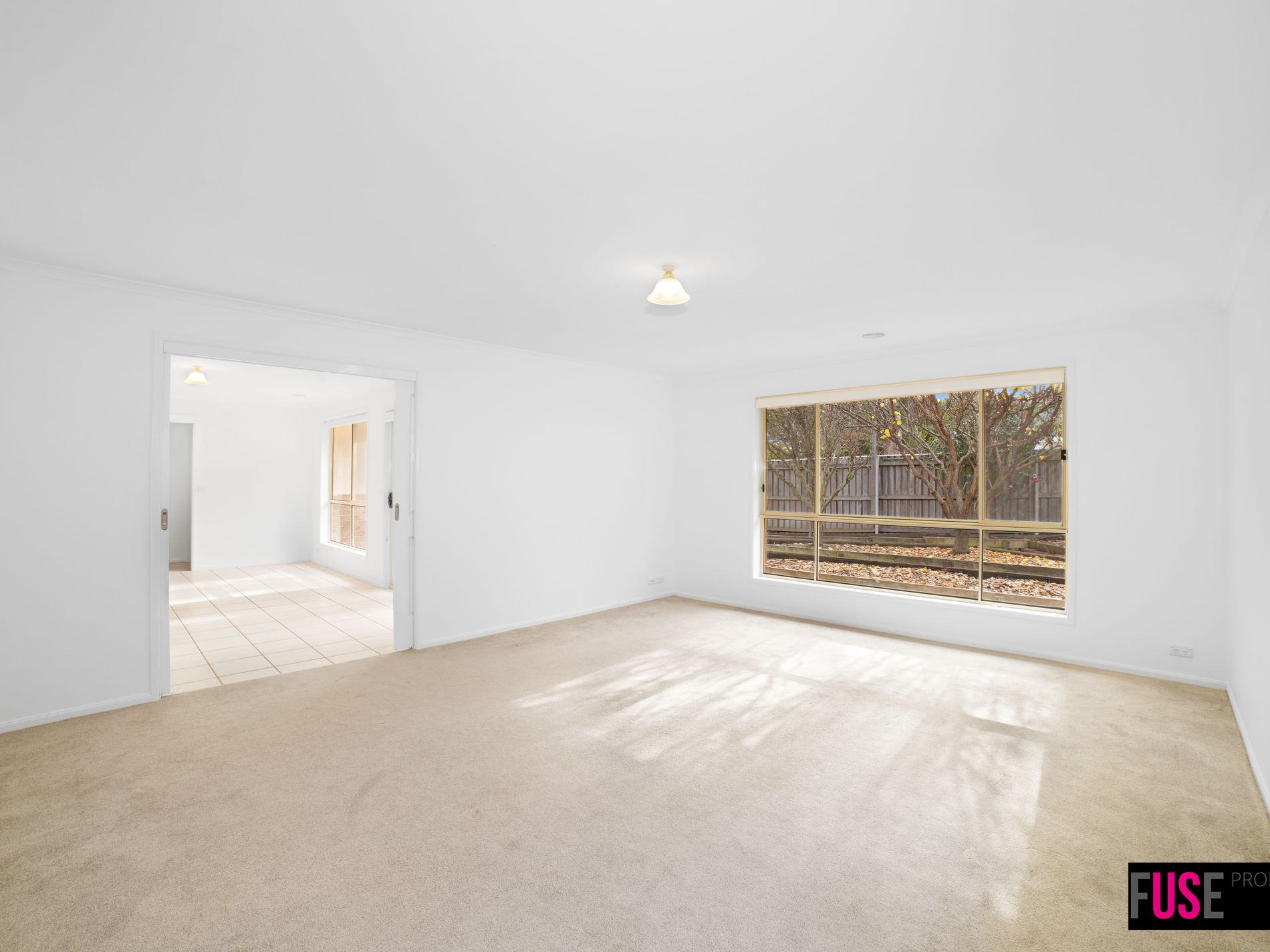 19 Rosewood Glen, Jerrabomberra