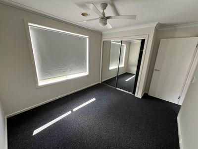19 Canopus Crescent, Lara