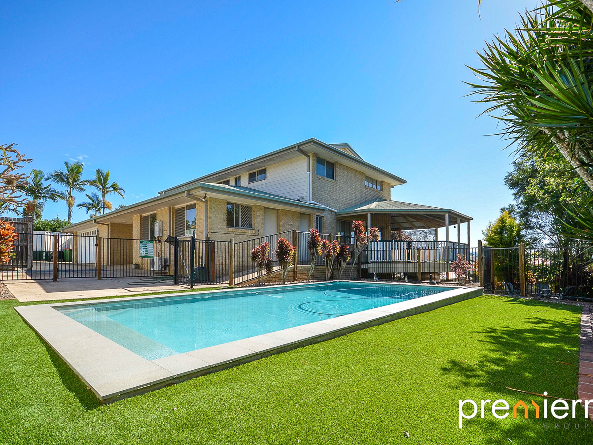 8 Dawson Court, Collingwood Park