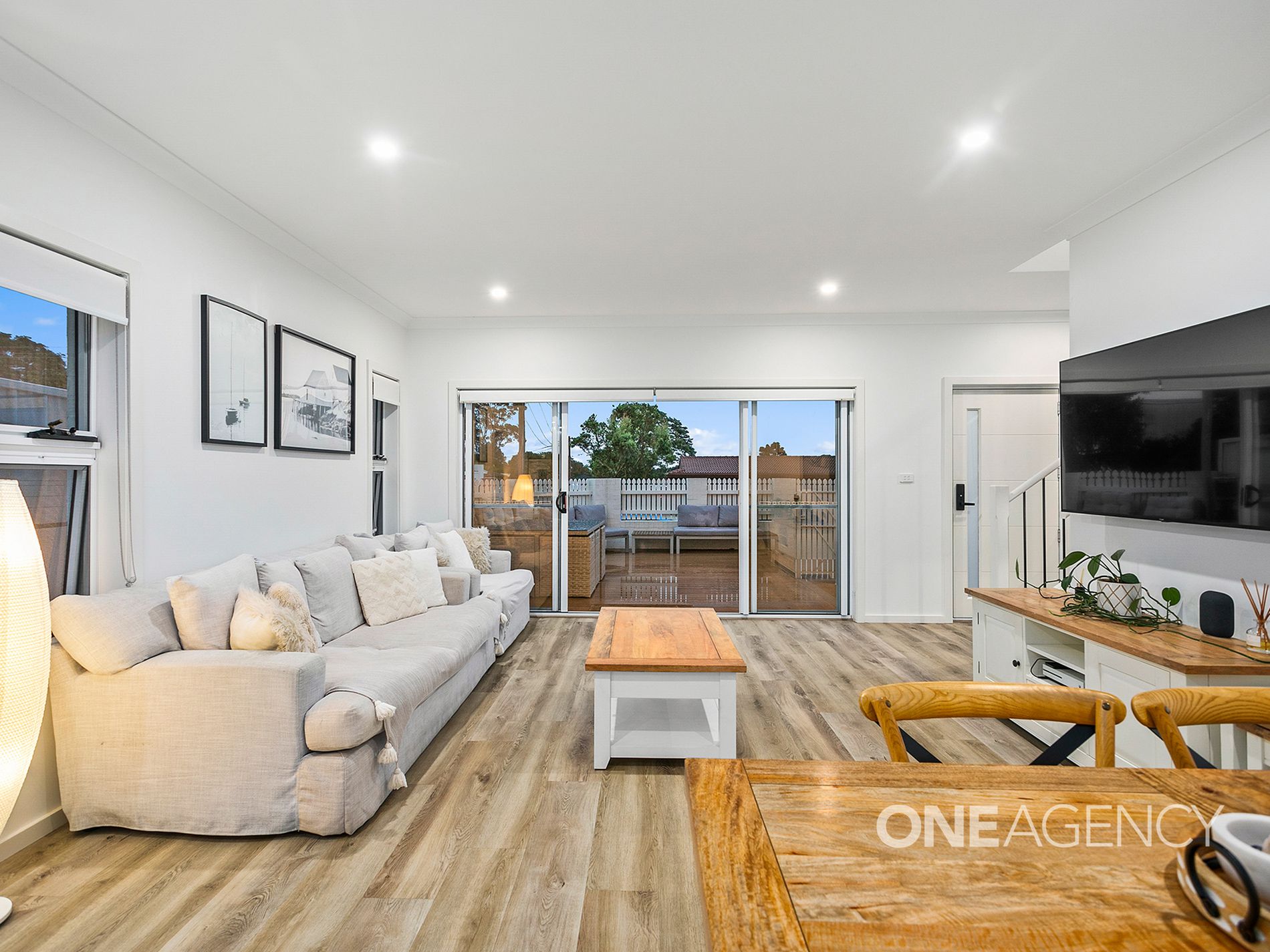 2 / 14 Jeffcoat Street, Albion Park