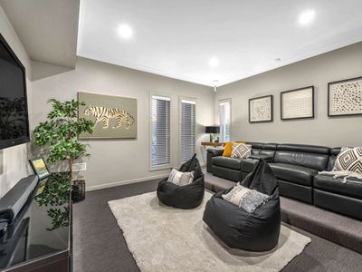 2 Foxwood Circuit, Wakerley