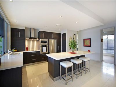 5 Sumatra Court, Parrearra