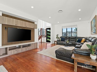 1 Marina Parade, Jacobs Well