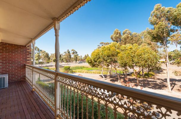 11 Klein cresent, Roxburgh Park