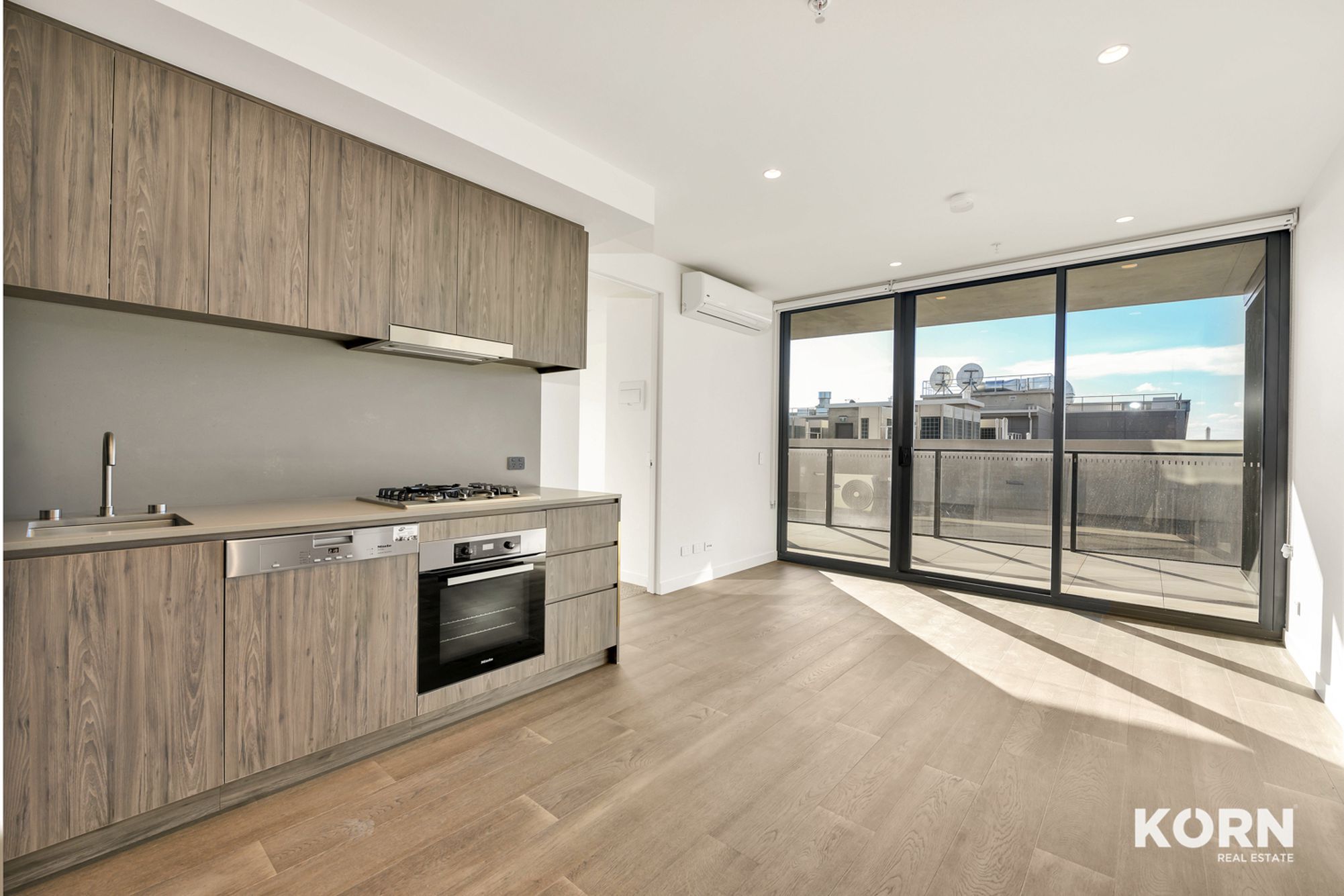 1104 / 15 Austin Street, Adelaide