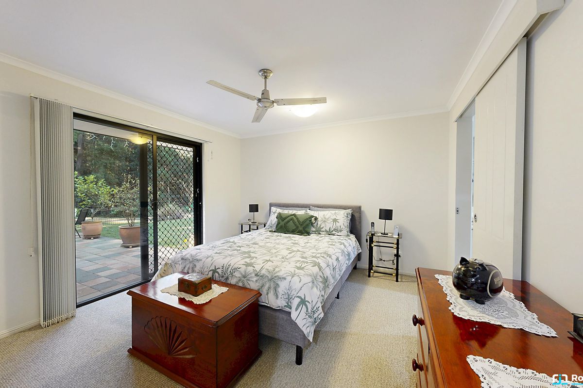 83 Stratford Park Drive, Pomona