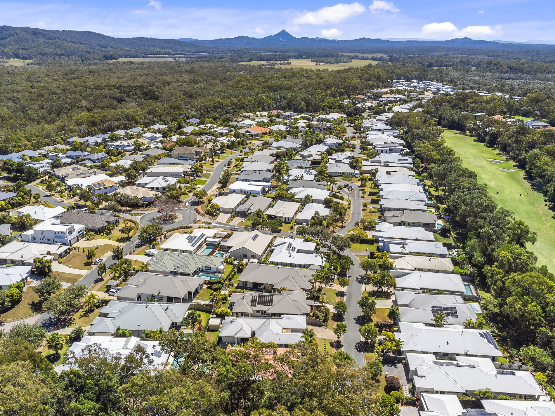 14 Peachtree Crescent, Peregian Springs