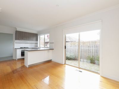 2 / 277 Warrigal Road, Burwood