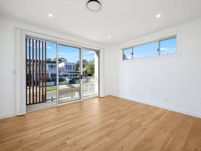 48a Robertson Street, Guildford