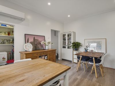 18 Alma Street, Saint Kilda