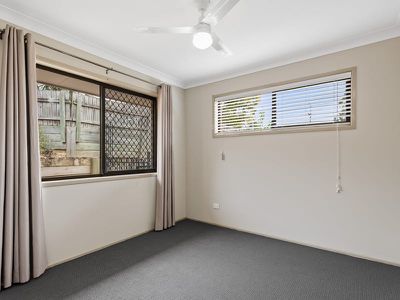 18 Willoughby Crescent, Springwood