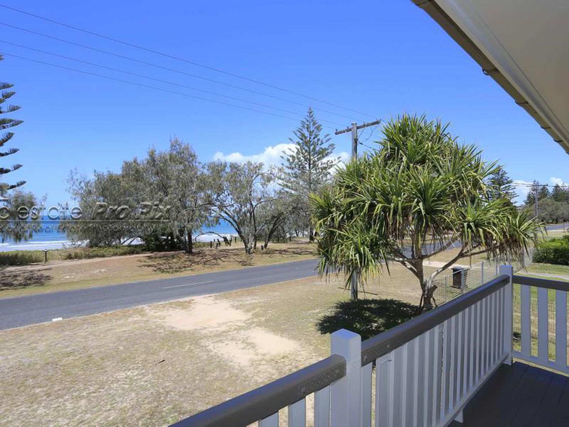 80 Esplanade, Woodgate