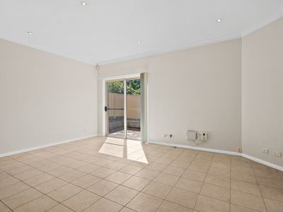 4 / 24 Robinson Street, Wollongong