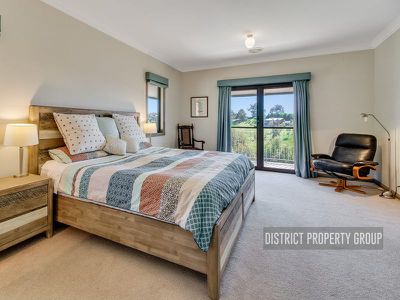 12 Bay View Way, Mountain Bay
