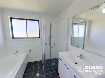 4B Jonquil Crt, Dubbo