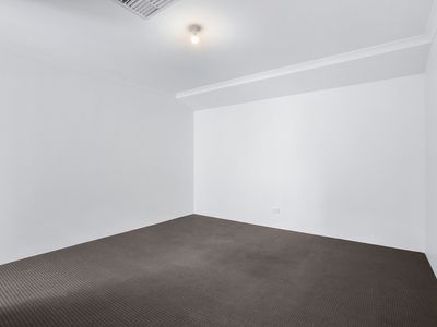 53 Colreavy Ramble, Baldivis