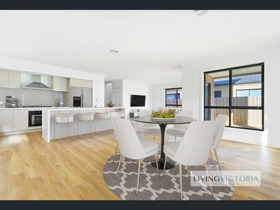 14 Ditmars Avenue, Point Cook